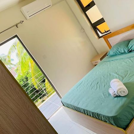 Beach Apartment Flic en Flac Bagian luar foto