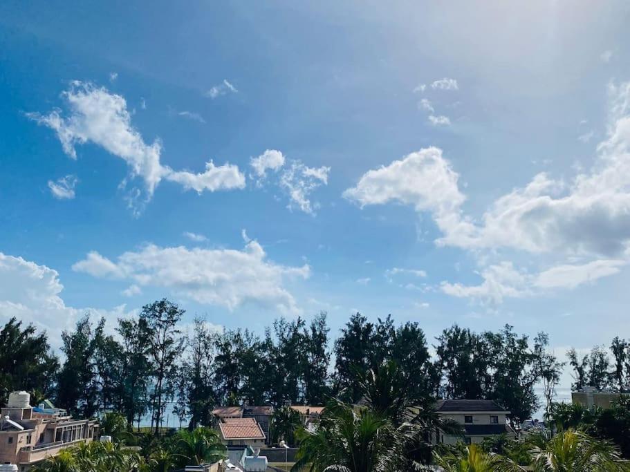 Beach Apartment Flic en Flac Bagian luar foto
